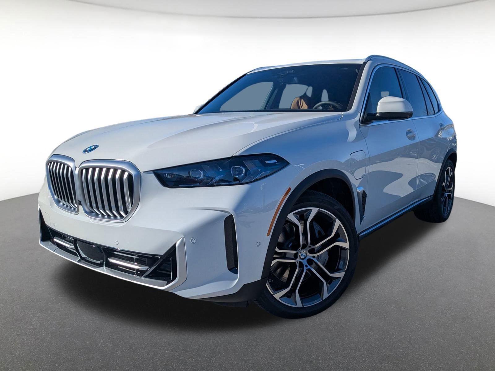 2026 BMW X5 50e's photo