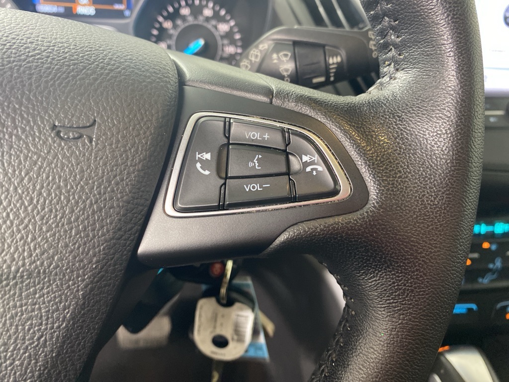 2018 Ford Escape SEL photo 17