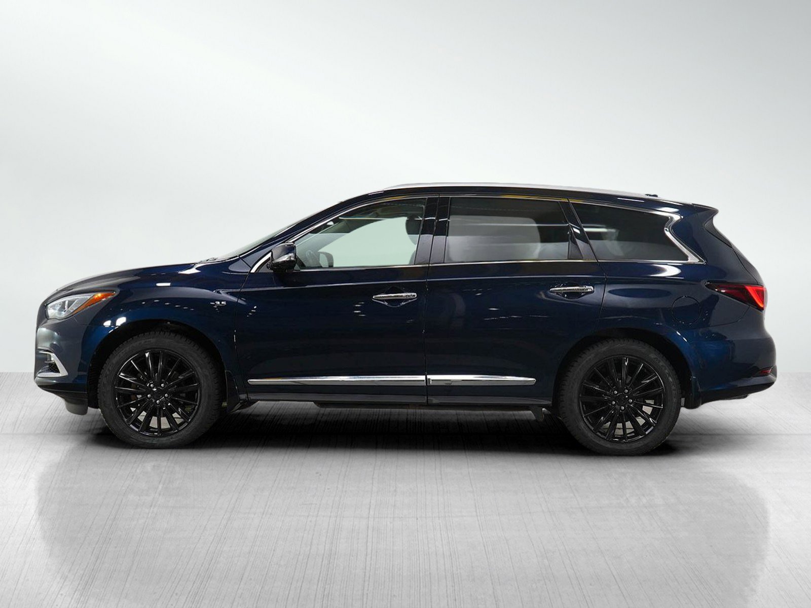 Used 2020 INFINITI QX60 LUXE with VIN 5N1DL0MM9LC529483 for sale in Burnsville, Minnesota