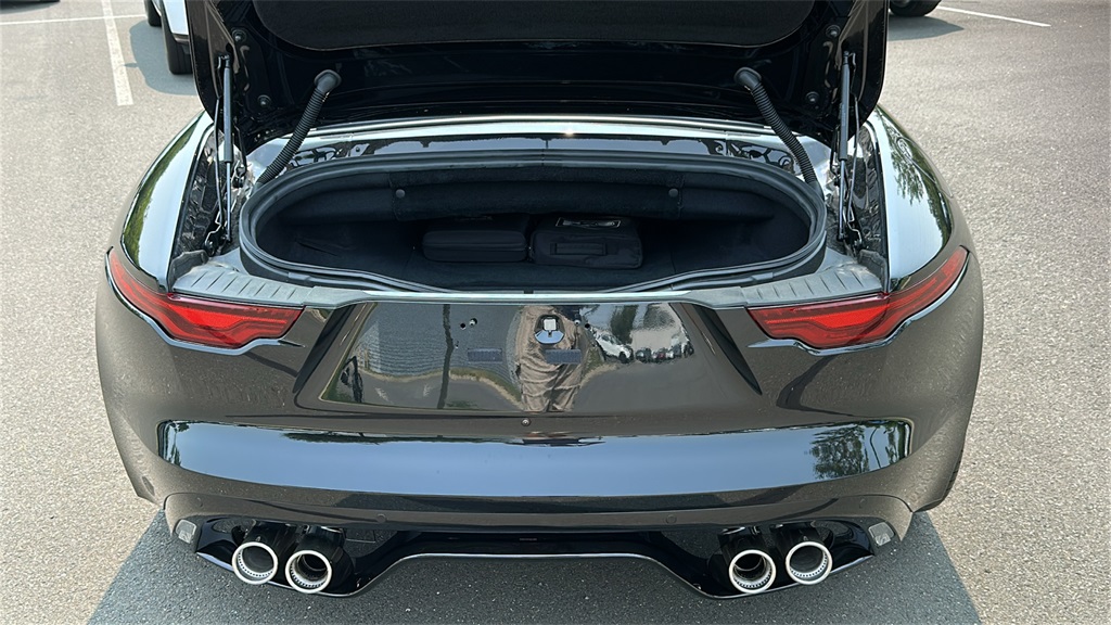 2024 Jaguar F-TYPE R75 P450 photo 26