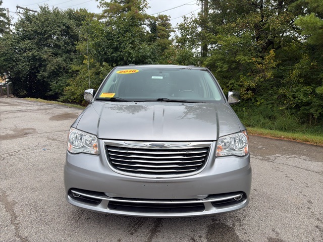 Used 2016 Chrysler Town & Country Anniversary Edition with VIN 2C4RC1CG2GR113204 for sale in Lexington, KY