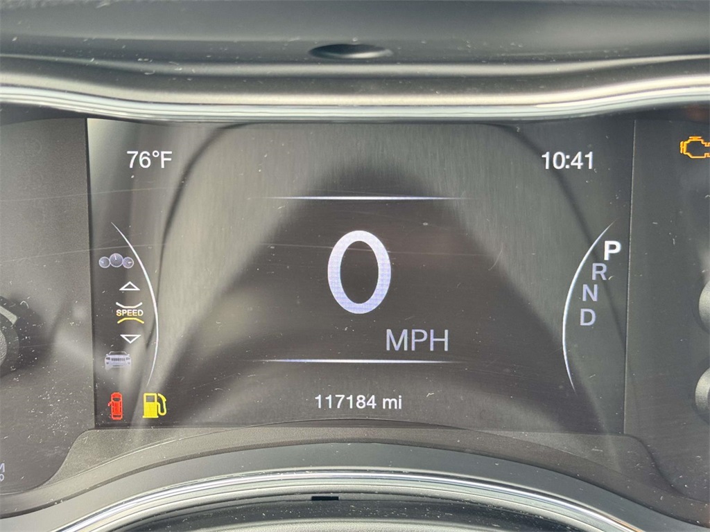 2019 Jeep Grand Cherokee Altitude photo 24