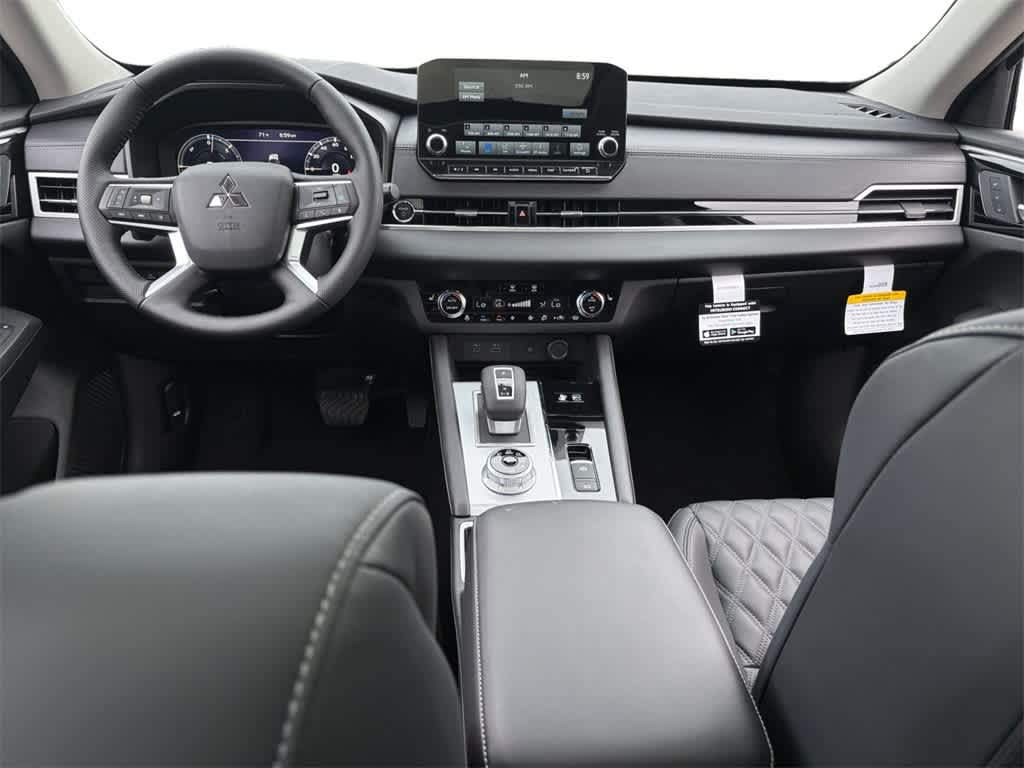 2025 Mitsubishi Outlander PHEV SEL photo 3