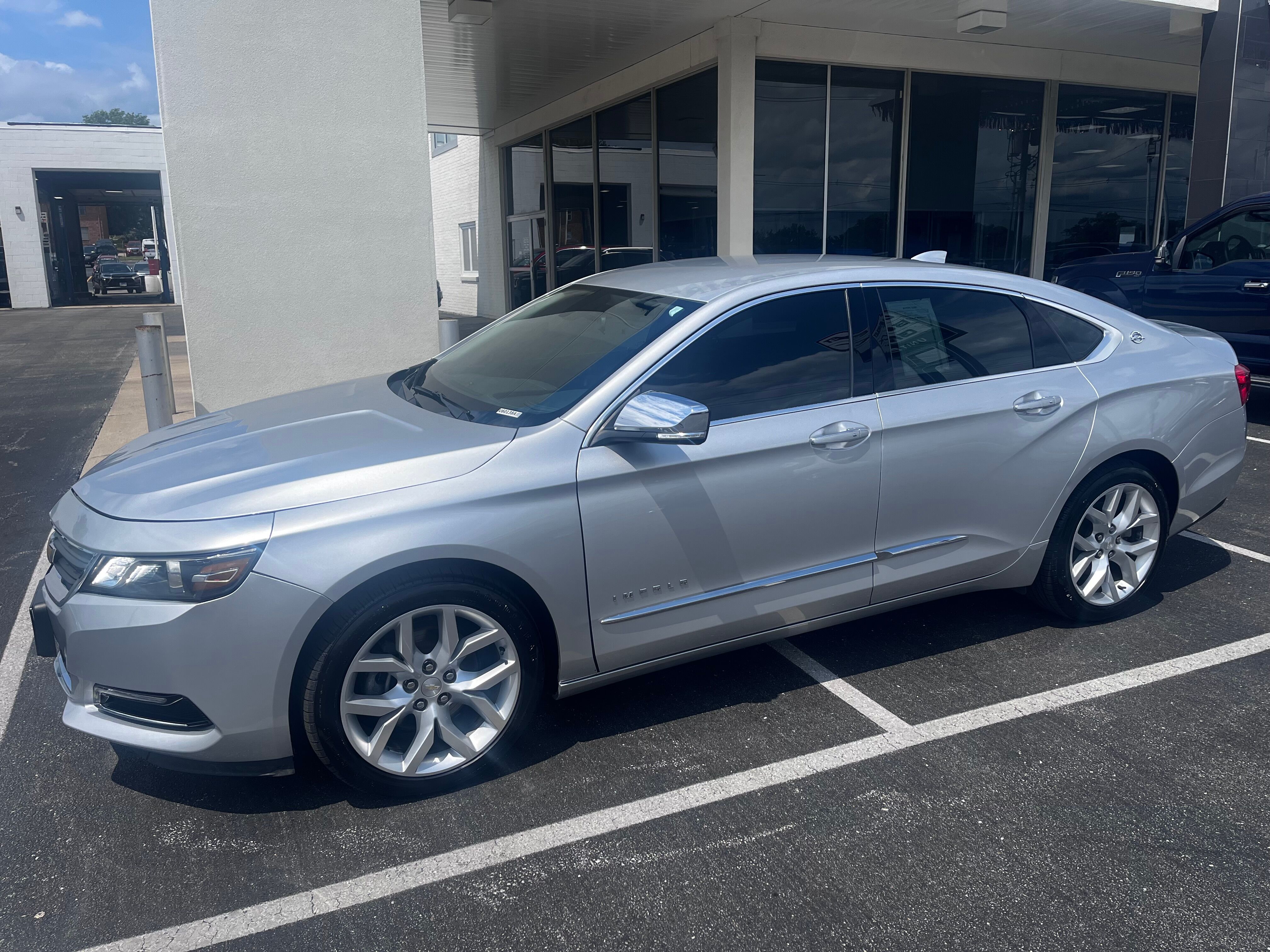 2019 Chevrolet Impala Premier's photo