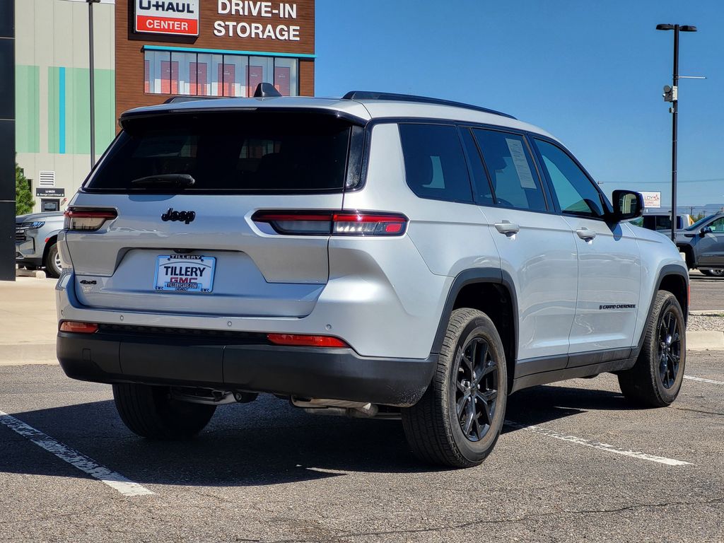 2024 Jeep Grand Cherokee Altitude photo 4