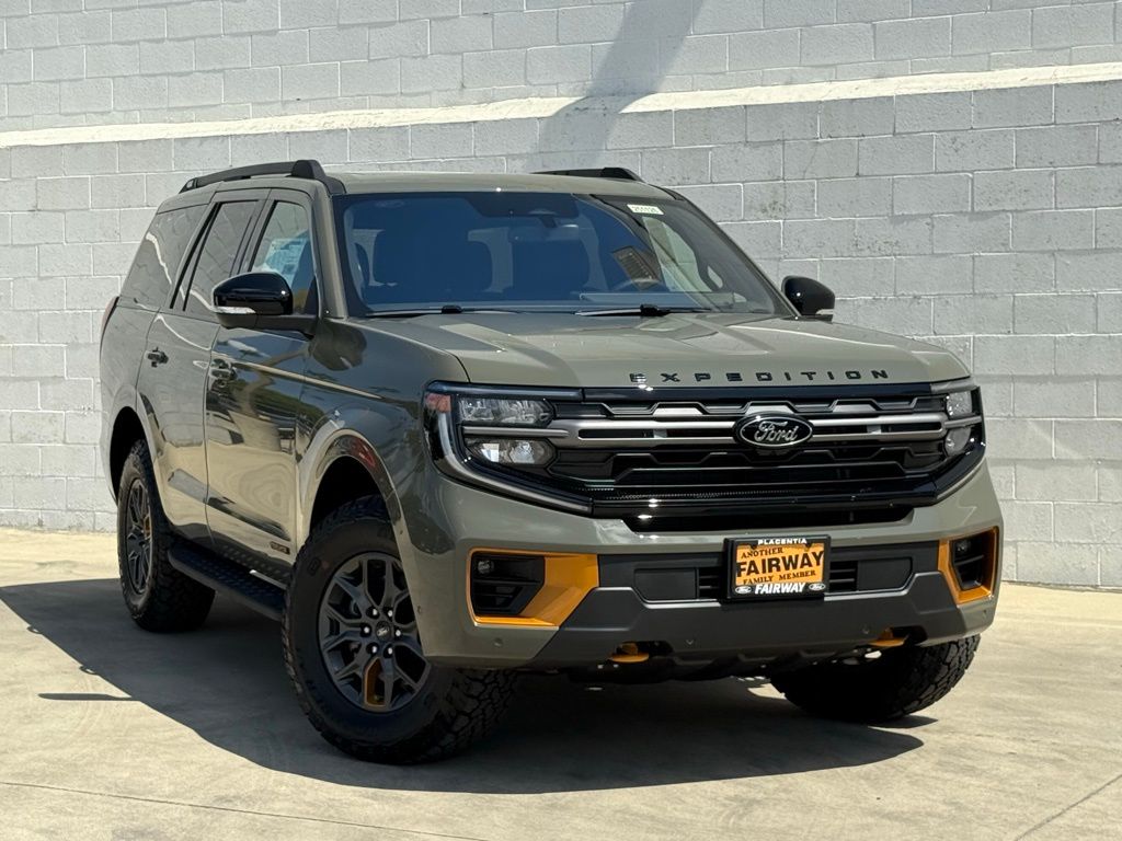 2025 Ford Expedition Platinum photo 2