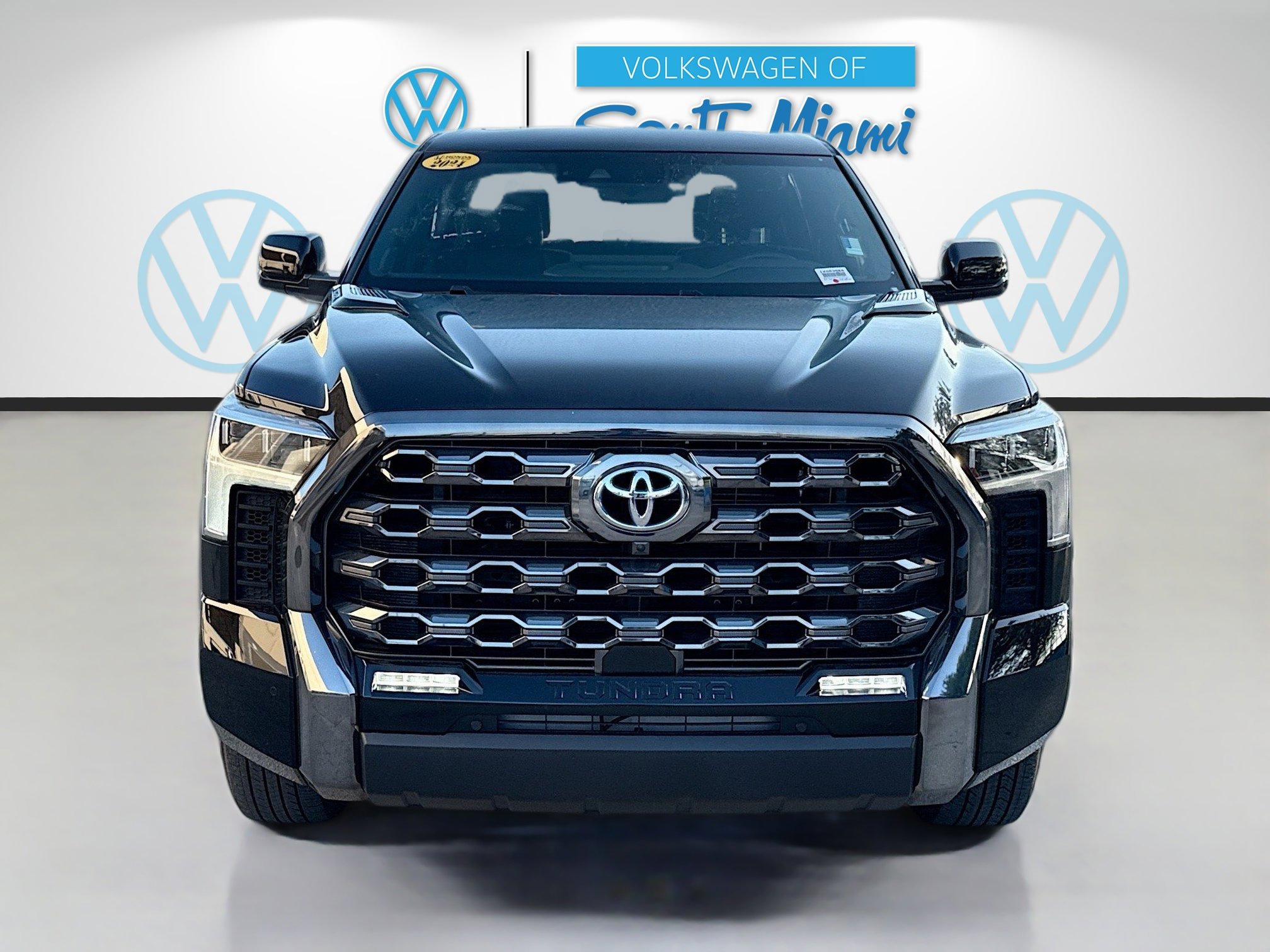 2024 Toyota Tundra Platinum photo 2