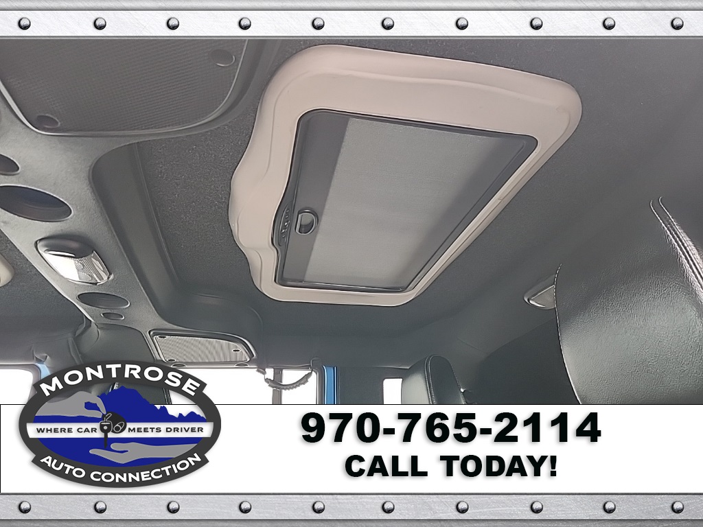 2016 Jeep Wrangler Unlimited Freedom photo 26