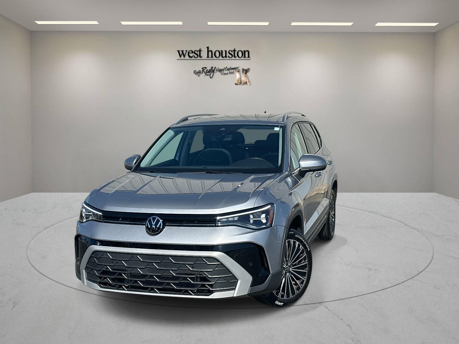 2025 Volkswagen Taos SE's photo