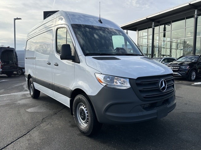 2026 Mercedes-Benz Sprinter Sprinter 2500's photo
