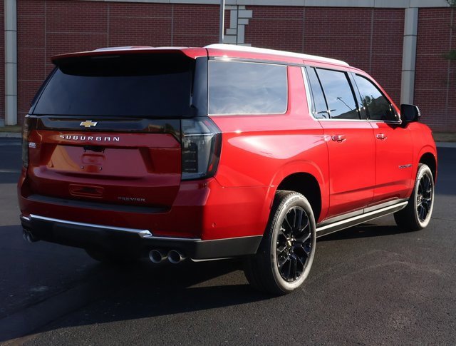 2025 Chevrolet Suburban Premier photo 31