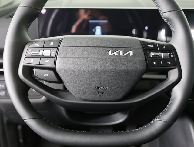 2026 Kia Sportage EX photo 13