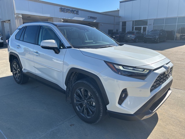 Used 2022 Toyota RAV4 Limited with VIN 4T3D6RFVXNU093040 for sale in Northfield, Minnesota