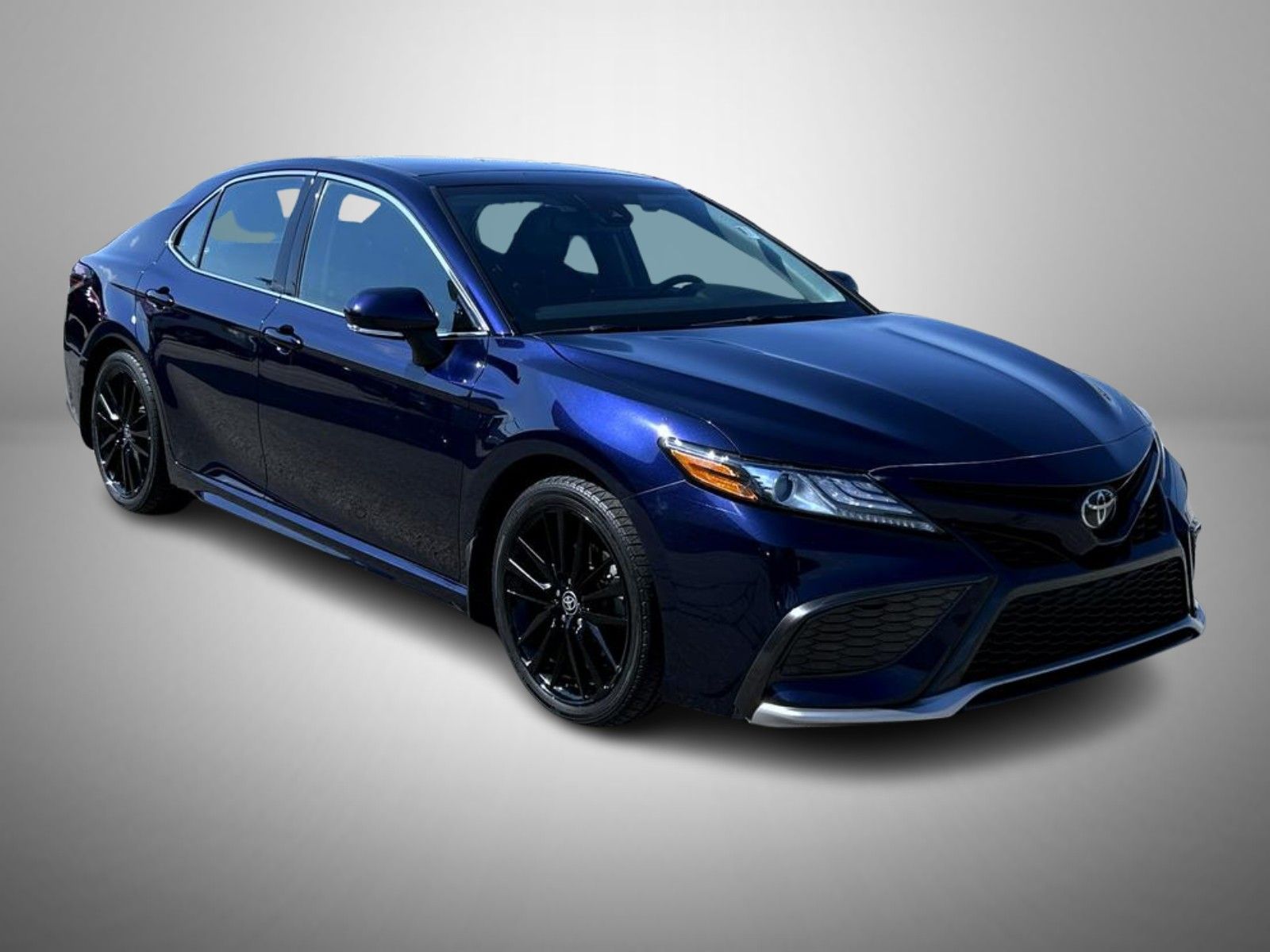 2022 Toyota Camry XSE photo 3