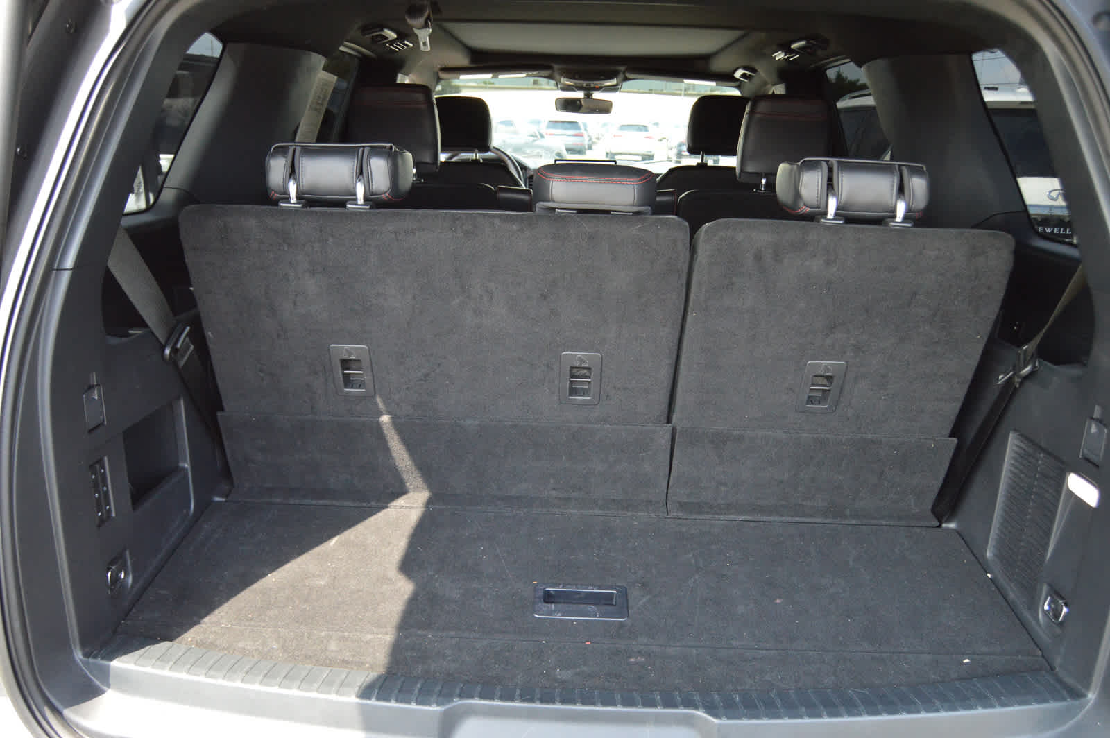 2023 Ford Expedition Limited photo 26