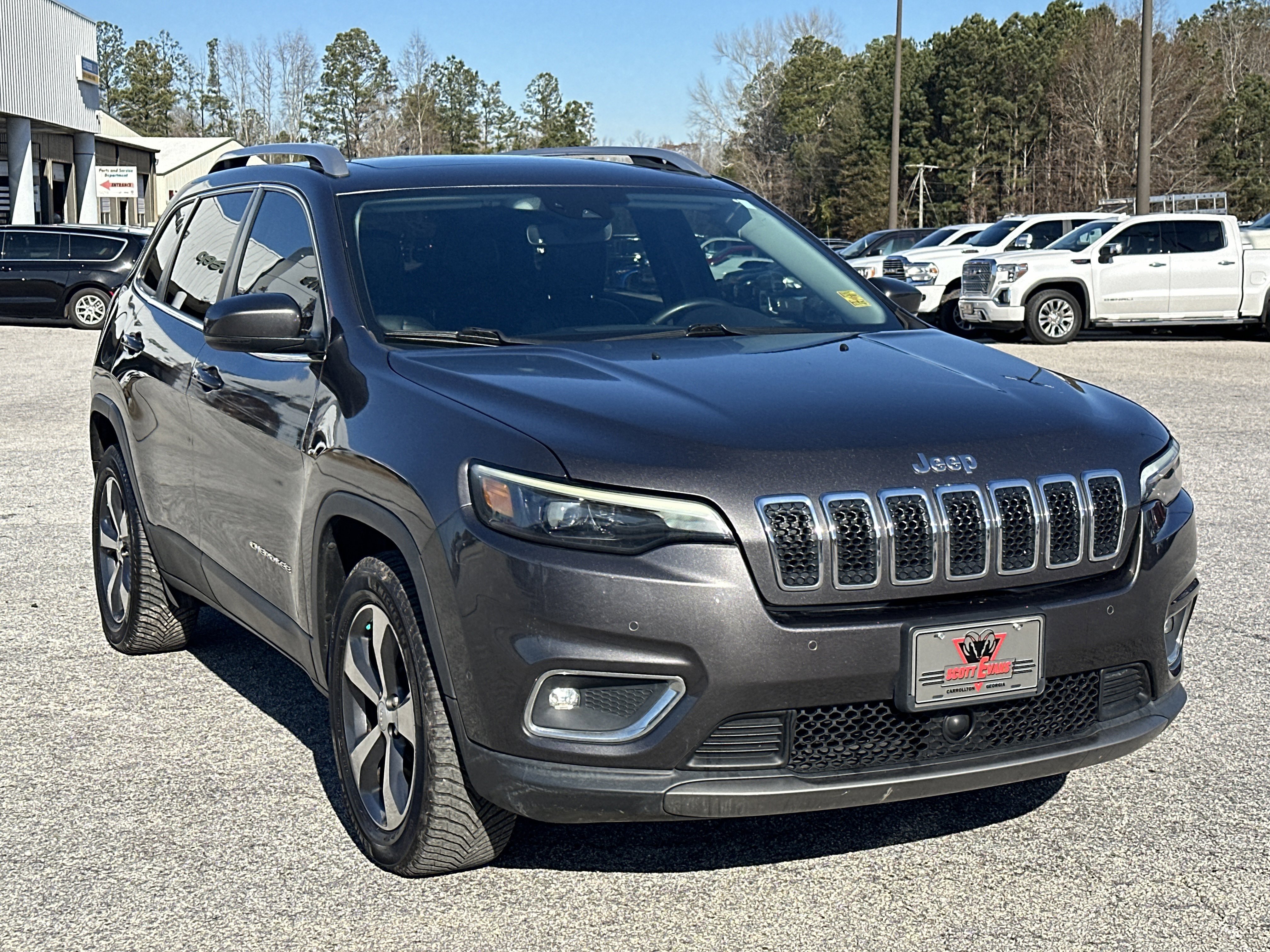 2019 Jeep Cherokee Limited's photo