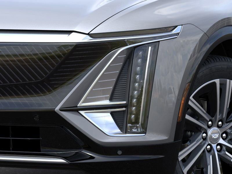 2025 Cadillac Lyriq Luxury photo 9