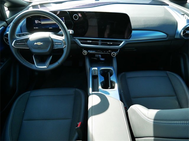 2025 Chevrolet Equinox EV 1LT photo 4
