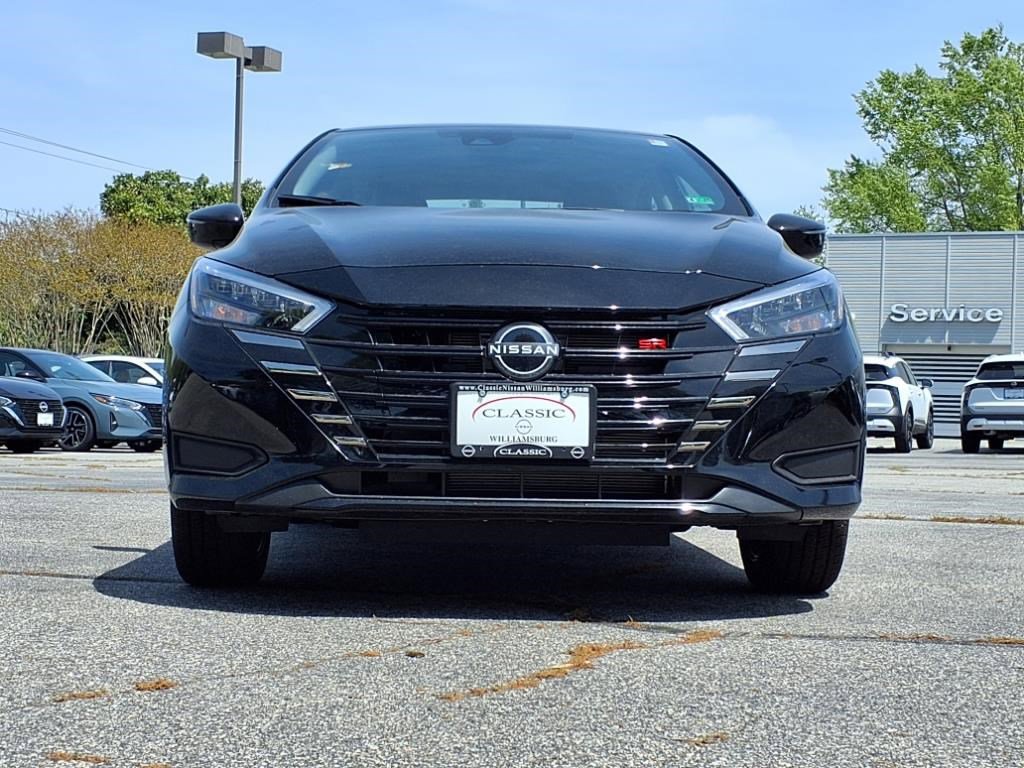 2025 Nissan Versa SR photo 3