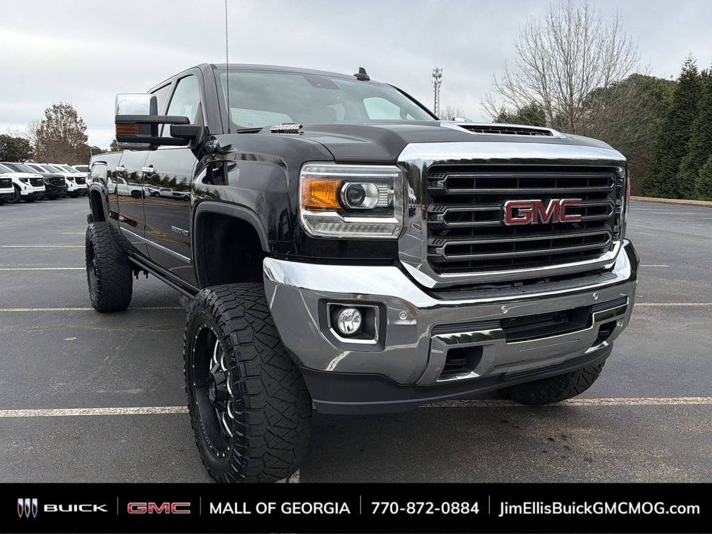2019 GMC Sierra 2500HD SLT's photo
