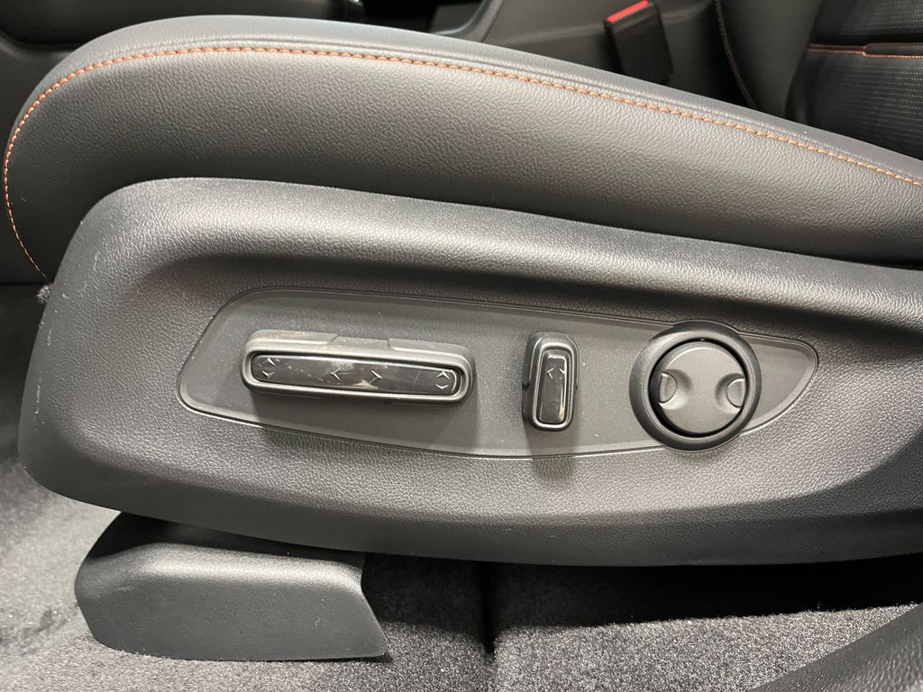 2025 Honda CR-V Hybrid Sport-L photo 14