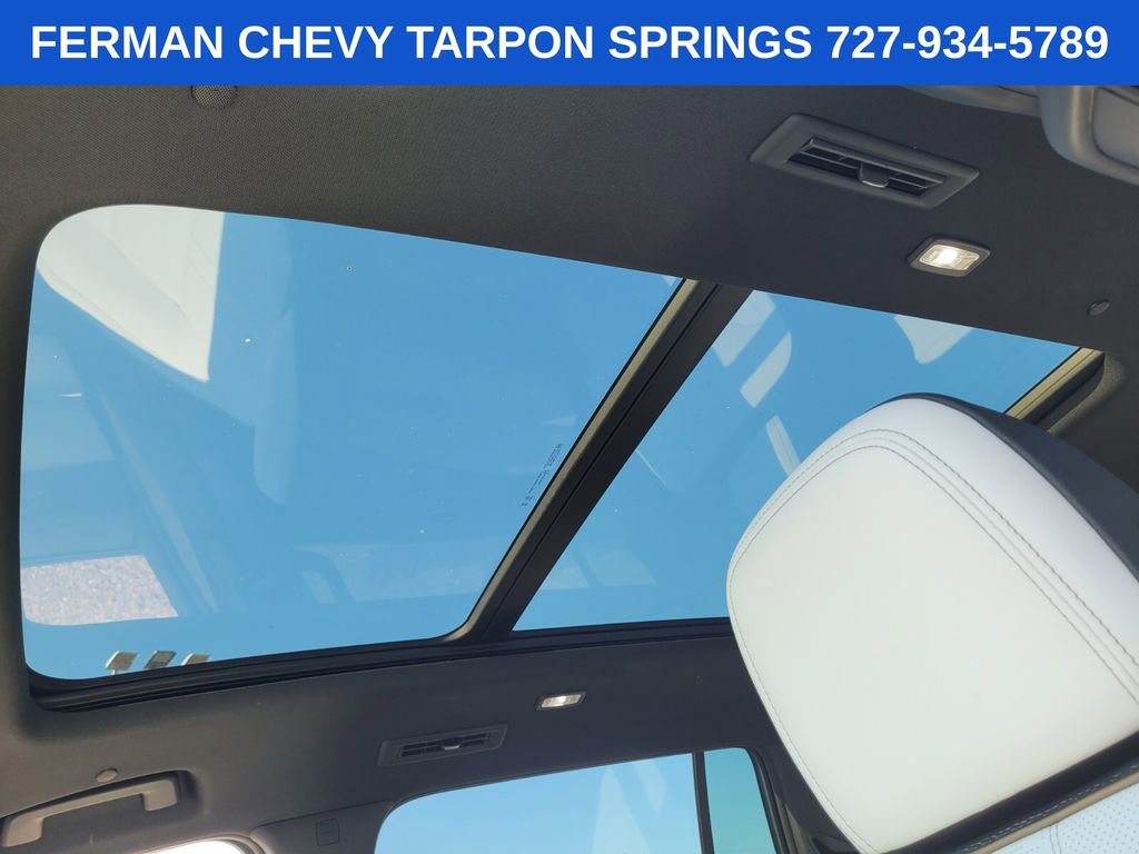 2025 Chevrolet Traverse High Country photo 17