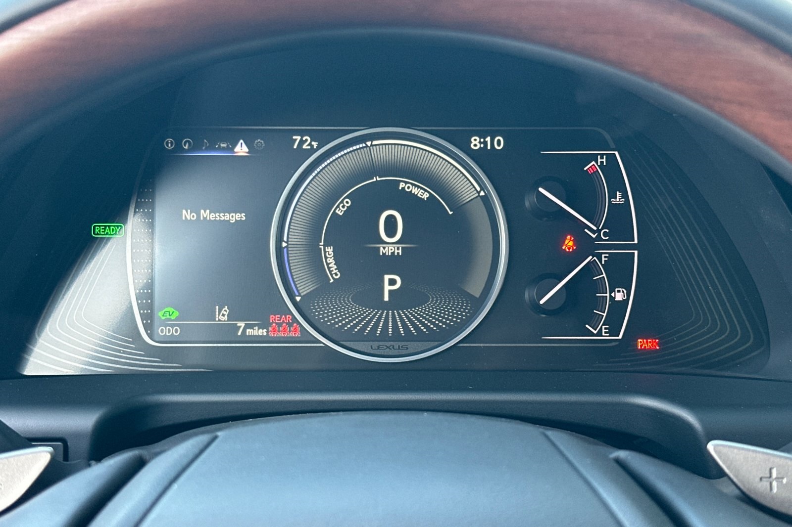 2025 Lexus ES 300h Luxury photo 19