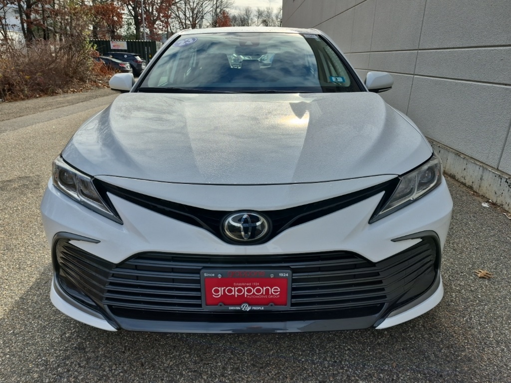 2023 Toyota Camry LE photo 2