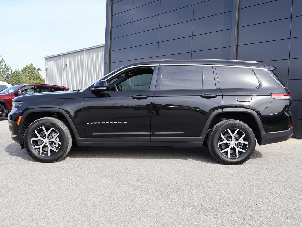 2024 Jeep Grand Cherokee Limited photo 2