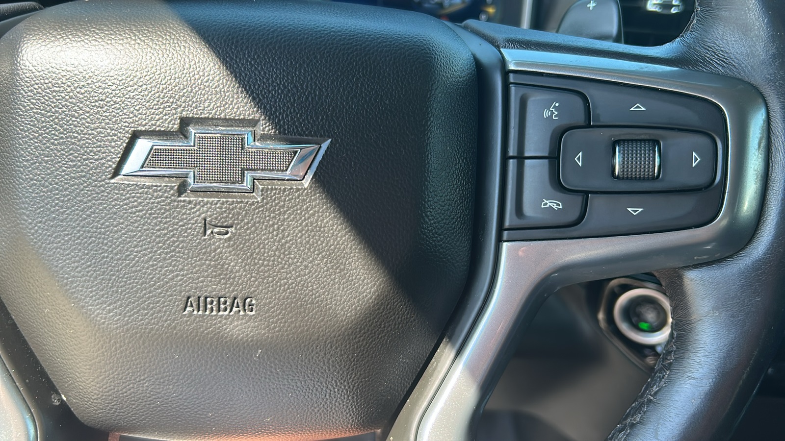 2022 Chevrolet Silverado 1500 RST photo 18