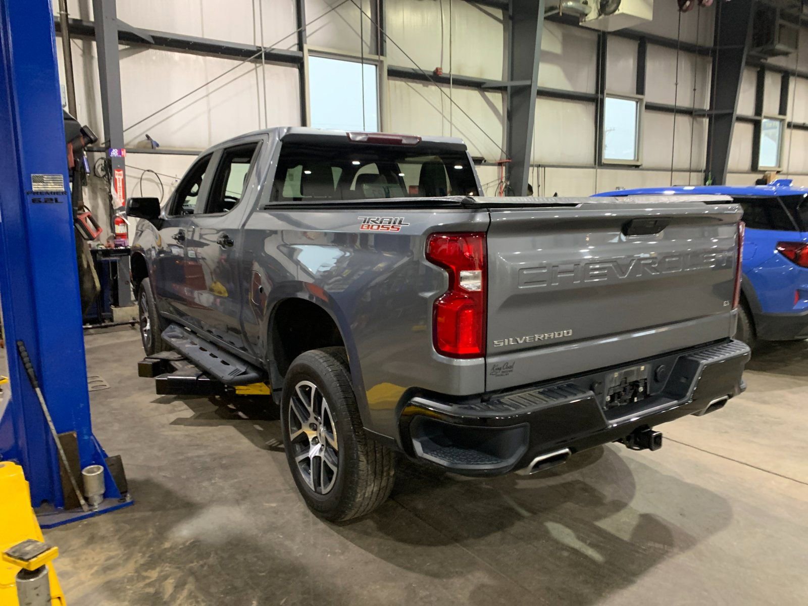 2020 Chevrolet Silverado 1500 LT Trail Boss photo 2