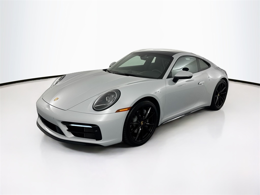 2024 Porsche 911 T's photo