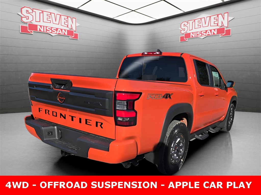 2025 Nissan Frontier PRO-4X photo 3