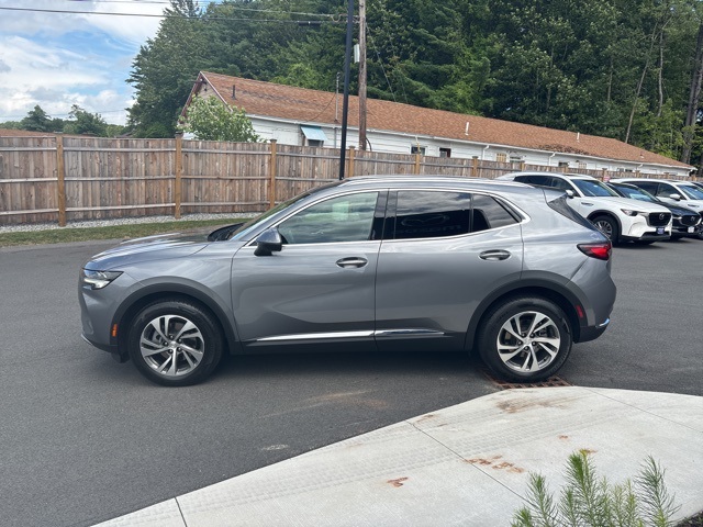 2021 Buick Envision Essence photo 4