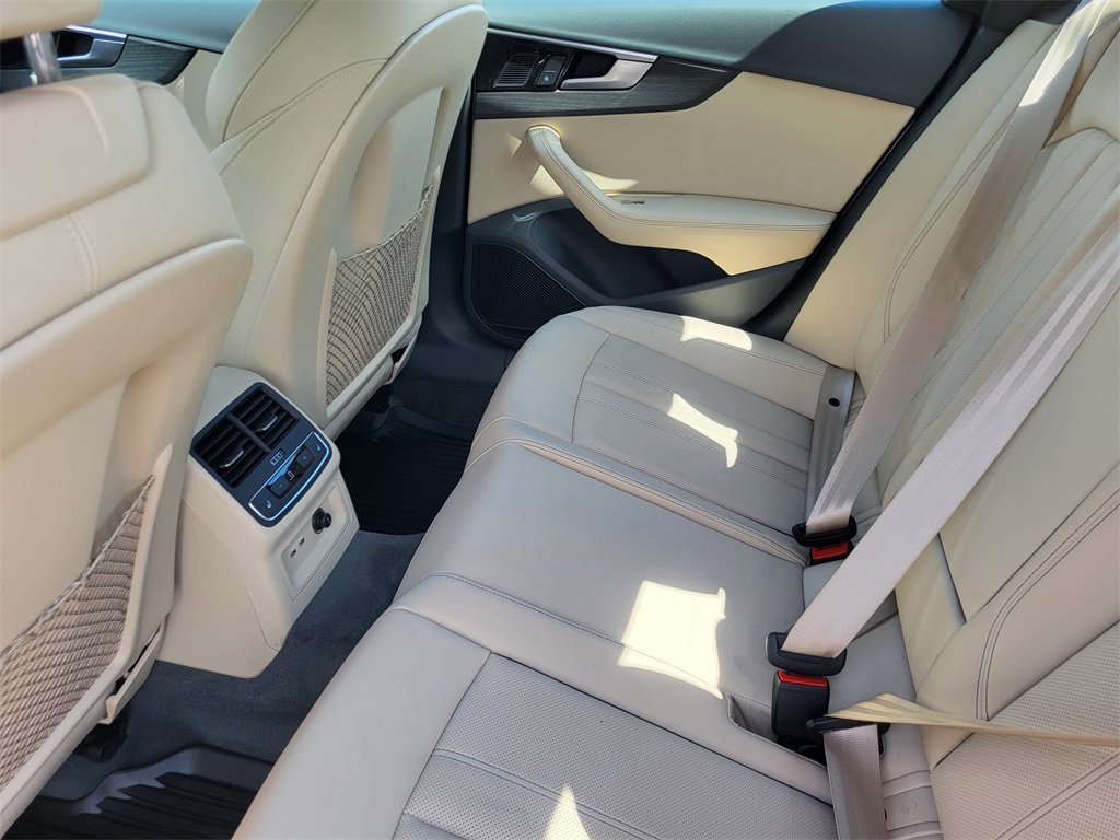 2020 Audi A4 45 Premium Plus Quattro photo 8