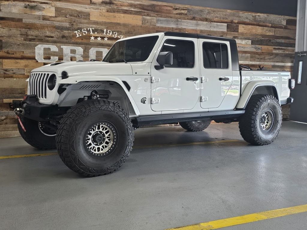 2021 Jeep Gladiator Mojave photo 2