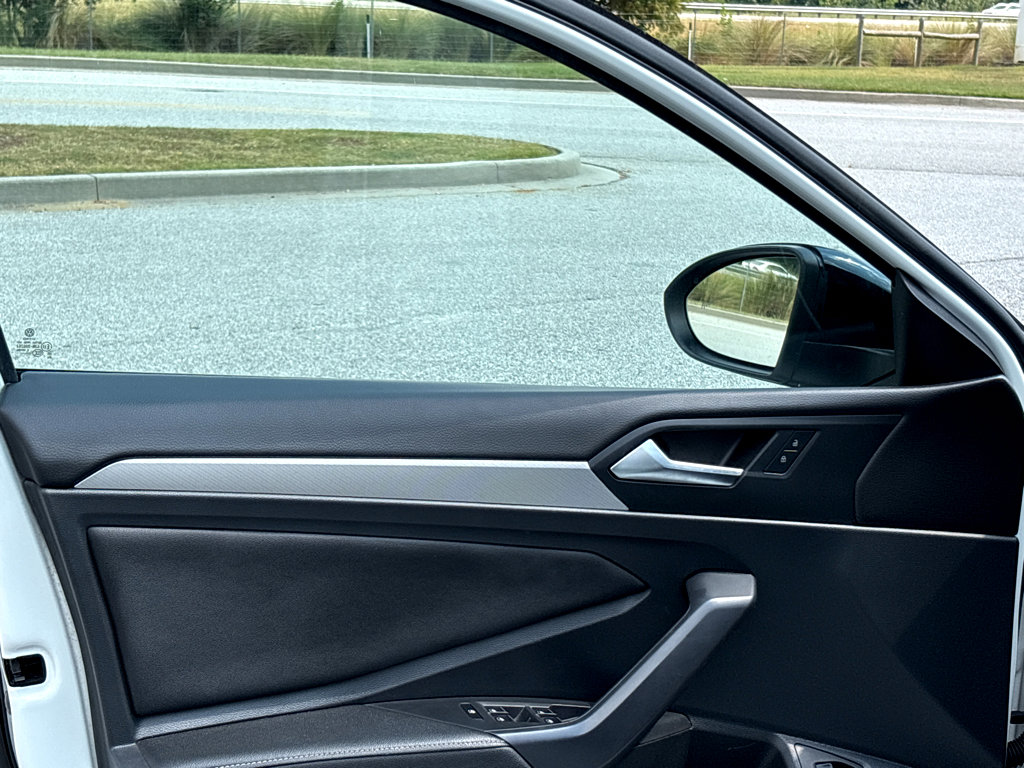 2023 Volkswagen Jetta 1.5T Sport photo 6