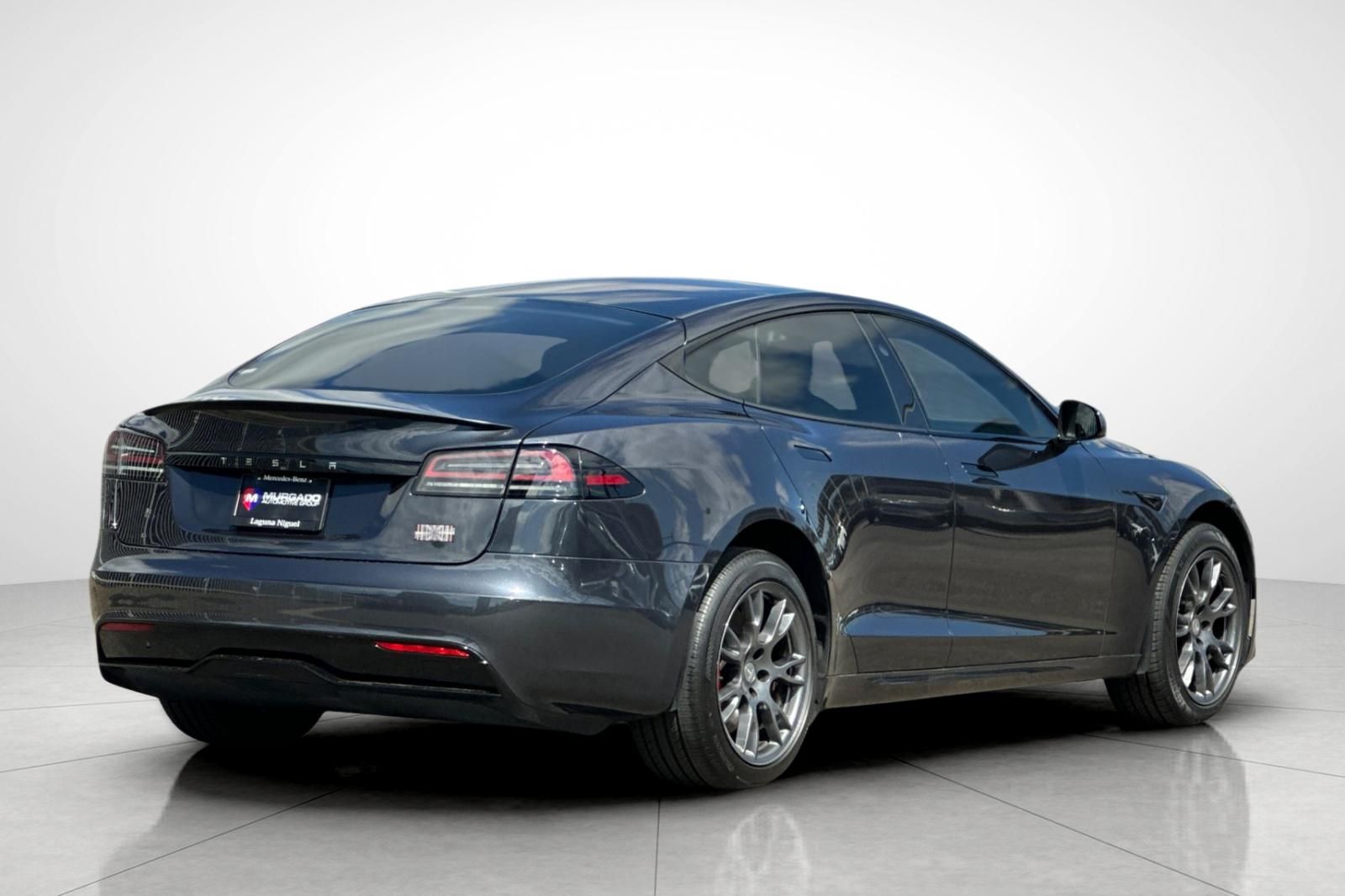 2024 Tesla Model S Plaid photo 10