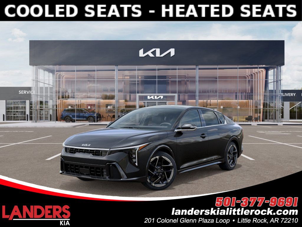 2025 Kia K4 GT-Line's photo
