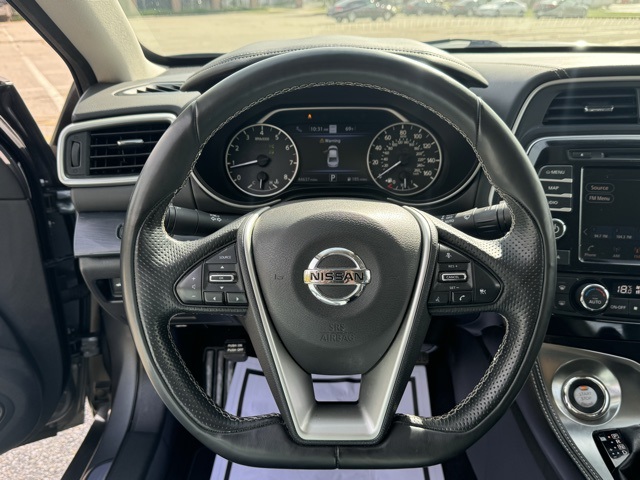 2019 Nissan Maxima Platinum photo 17