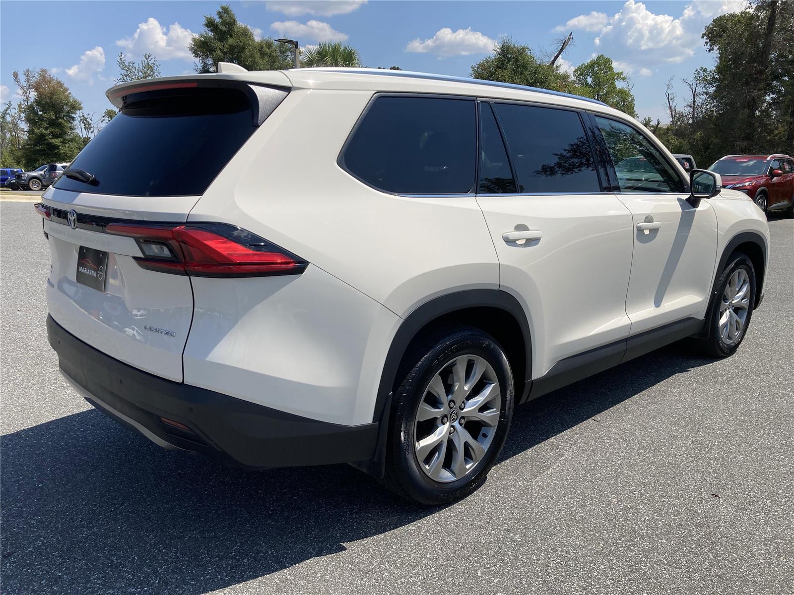 2024 Toyota Grand Highlander Hybrid Limited photo 7