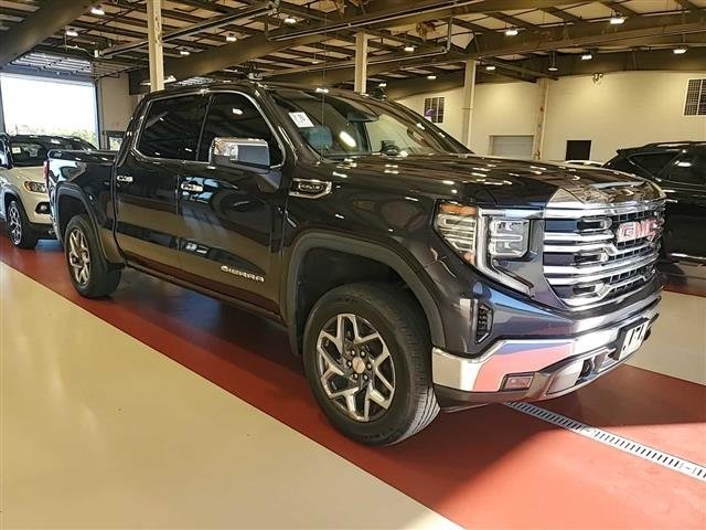 2022 GMC Sierra 1500 SLT's photo