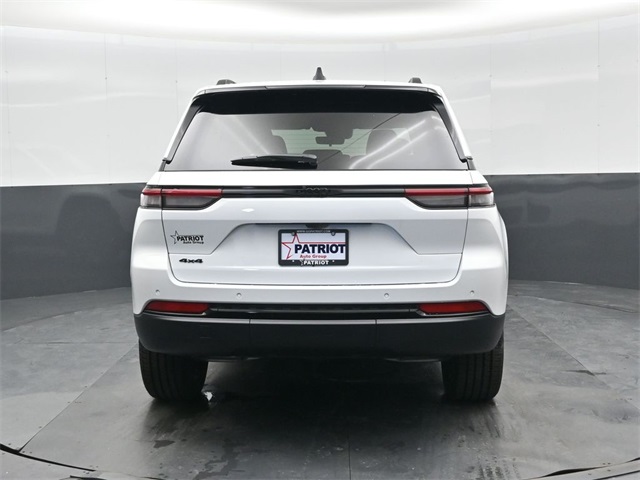 2025 Jeep Grand Cherokee Altitude X photo 3