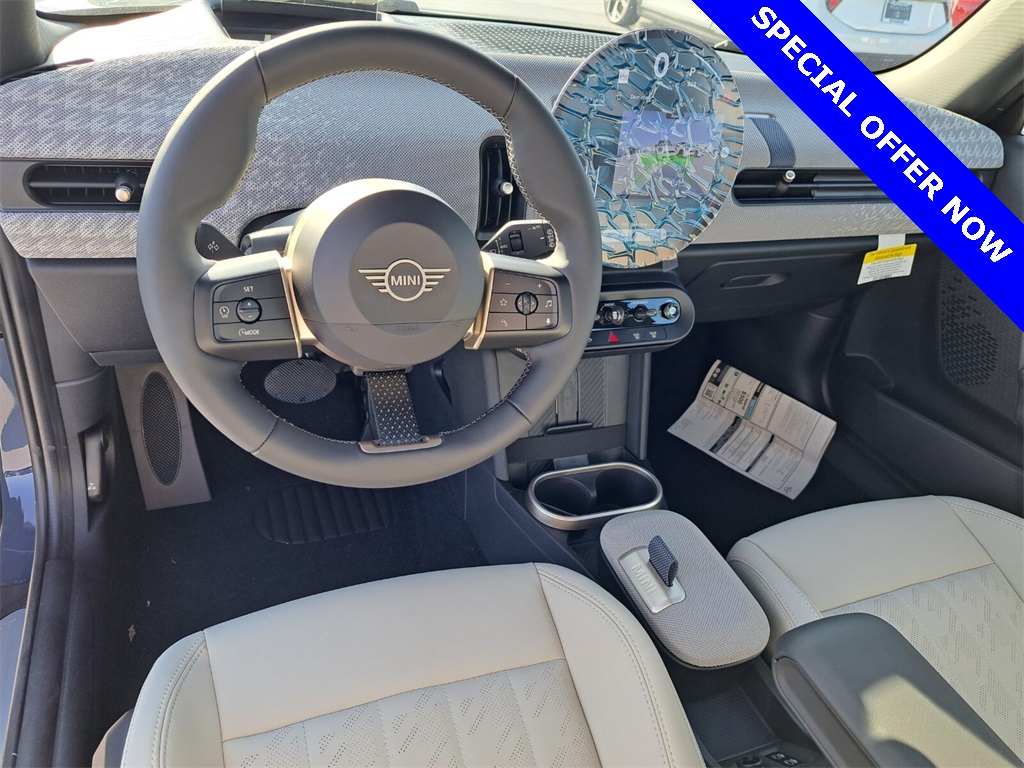 2025 Mini Cooper 2 Door Hardtop Signature photo 10