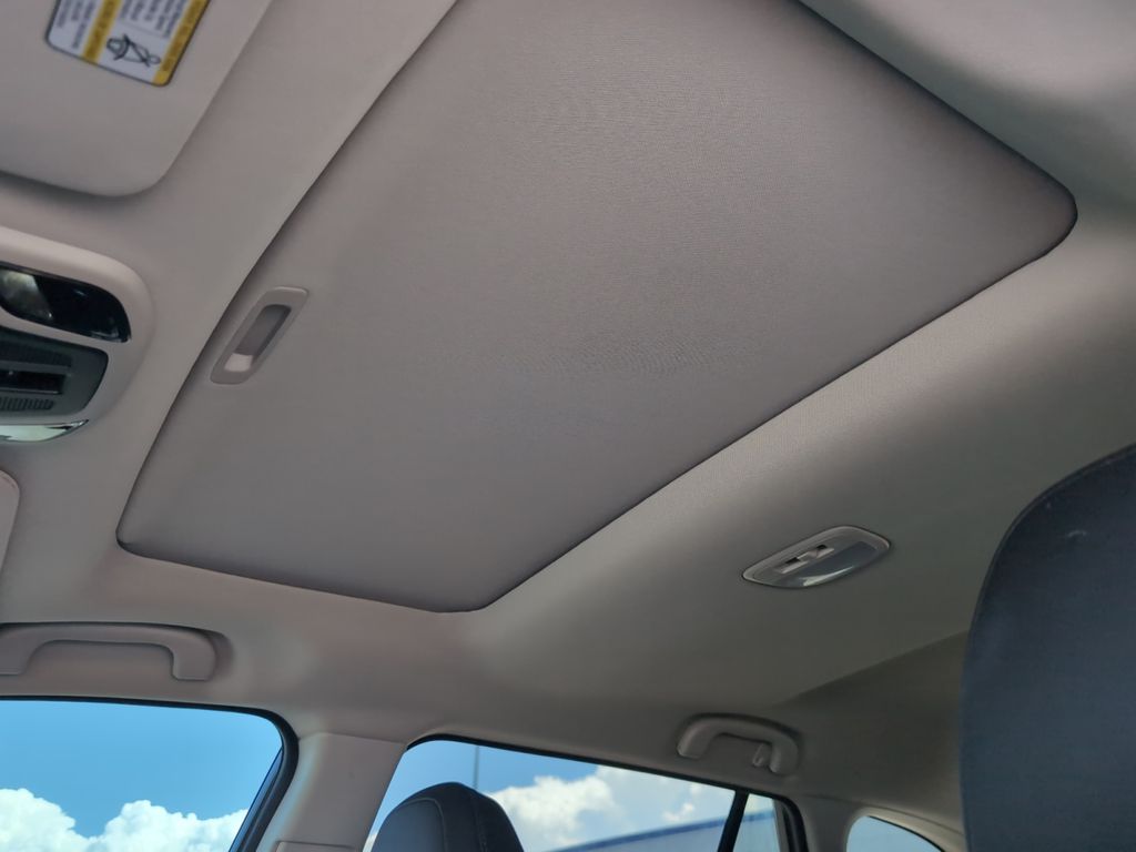 2025 Subaru Outback Limited XT photo 21