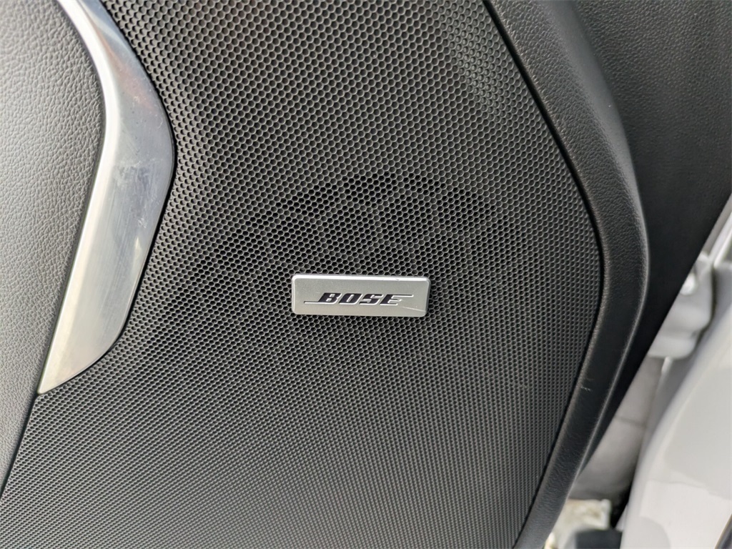 2021 Chevrolet Tahoe Z71 photo 2