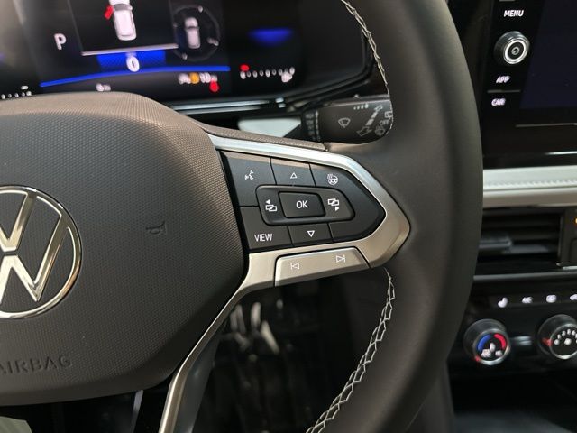 2025 Volkswagen Taos S photo 17