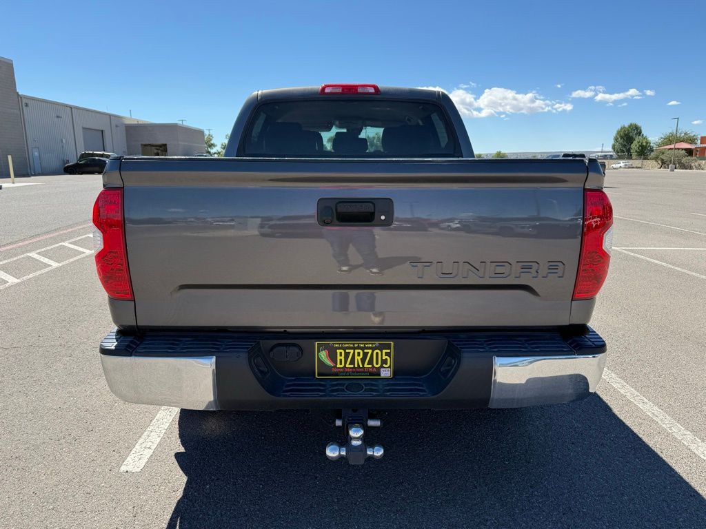 2018 Toyota Tundra SR5 photo 6