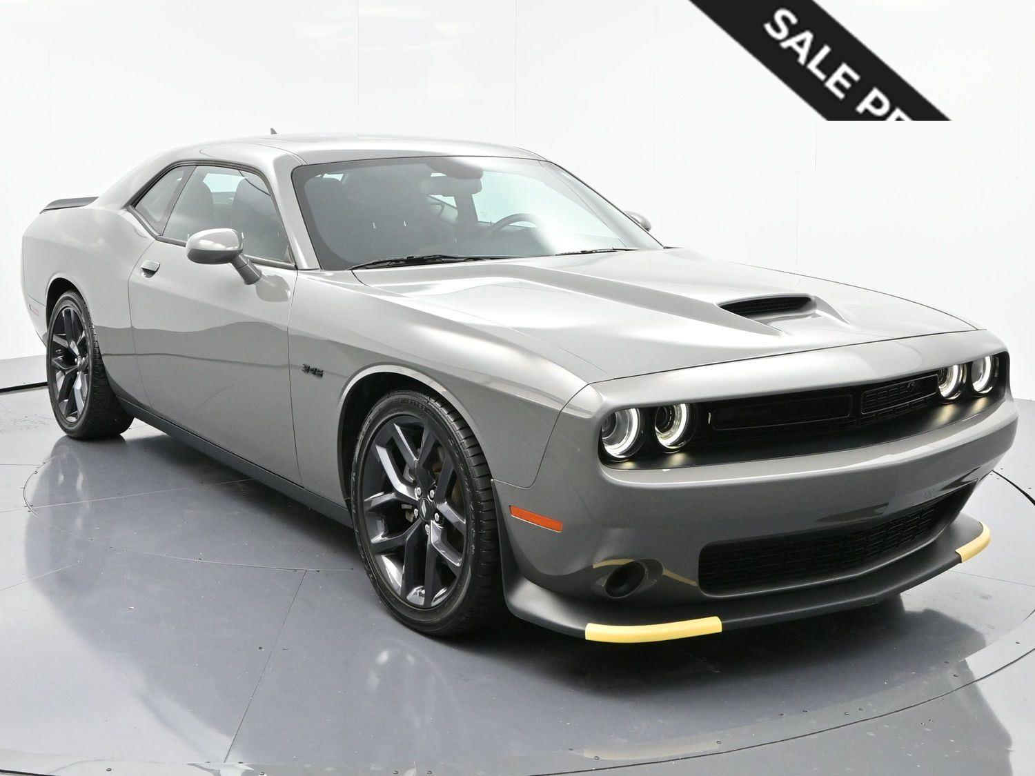 2023 Dodge Challenger R/T's photo