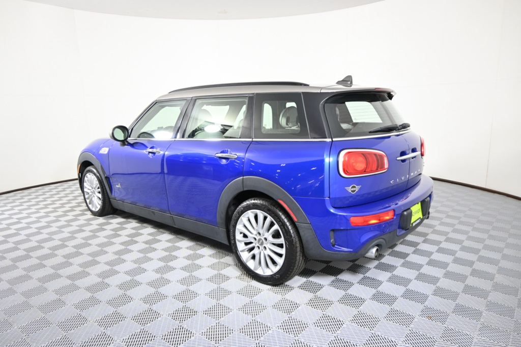 2019 Mini Cooper Base S ALL4 photo 4